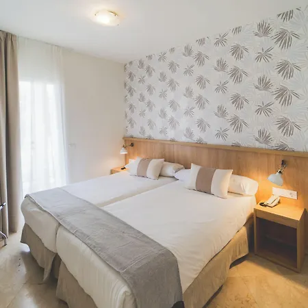 Szálloda Olivos 3*
