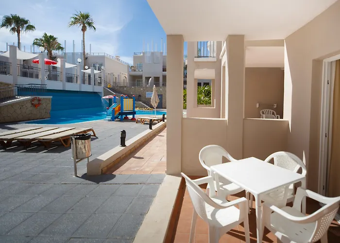 מלון Olivos אדחה